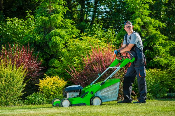 Yard Work Service in Poulsbo