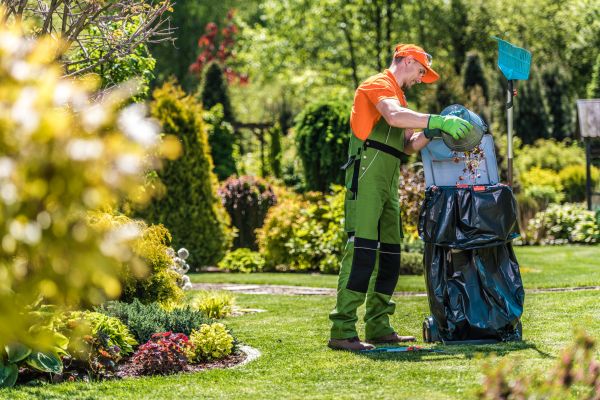 Lawn Cleaning Service in Poulsbo